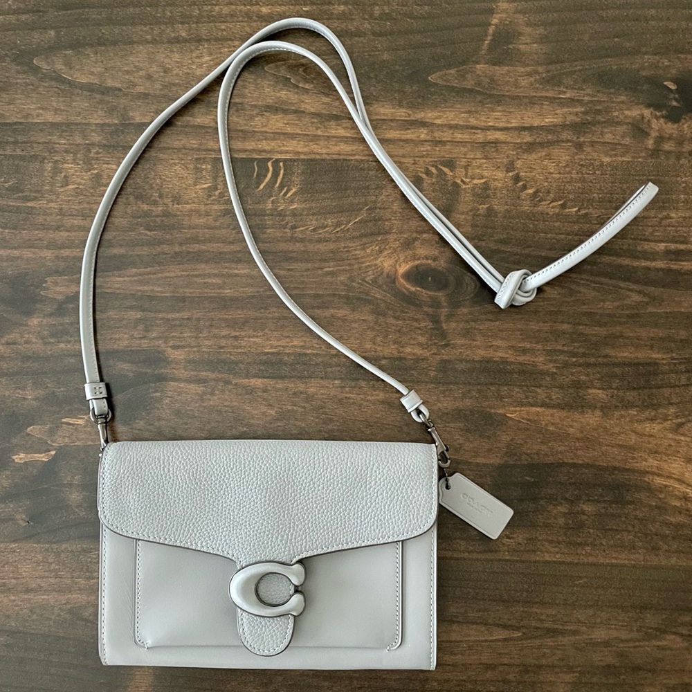 Coach “Tabby” Leather Clutch Bag with Chain Strap - Picture 2 of 8